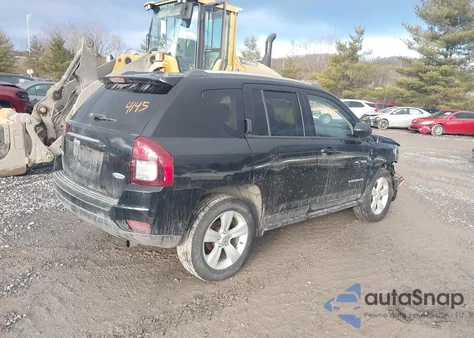 2015 Jeep Compass Latitude z USA, uszkodzony, nr VIN 1C4NJDEB8FD151898